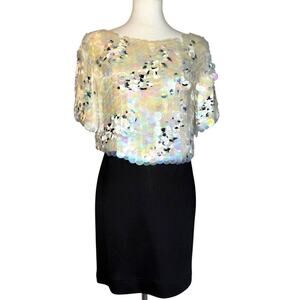 St. John Paillette Hand Beaded Sequined Short Sleeve Dress Size 4